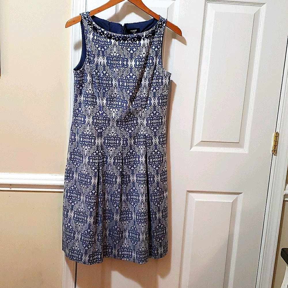 Sleeveless Dress - hot fun!